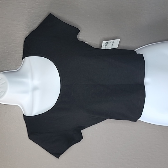 Charlotte Russe Tops - Charlotte Russe/Ambiance Apparel Black Crop Tee